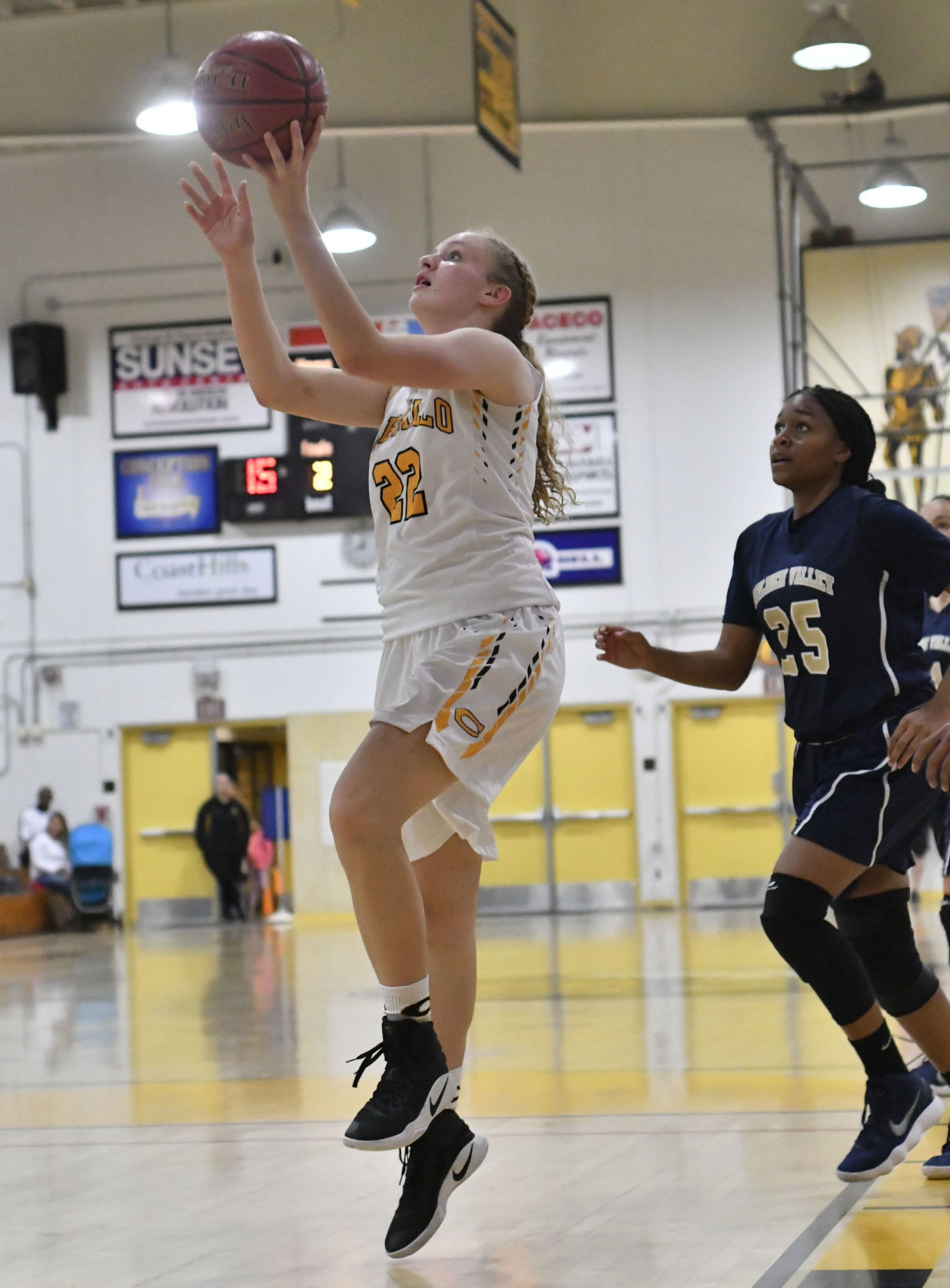030718 GV CHS basketball 11.jpg
